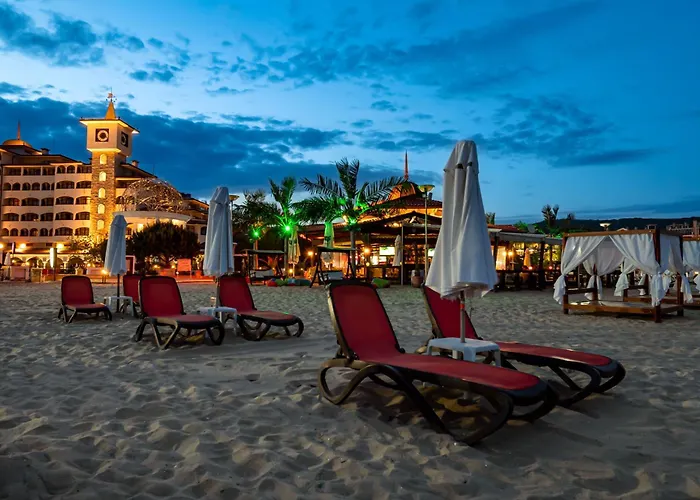 Helena Sands Курортний комплекс