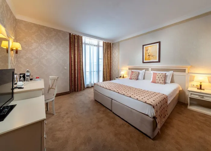 Курортний комплекс Helena Sands Сонячний Берег