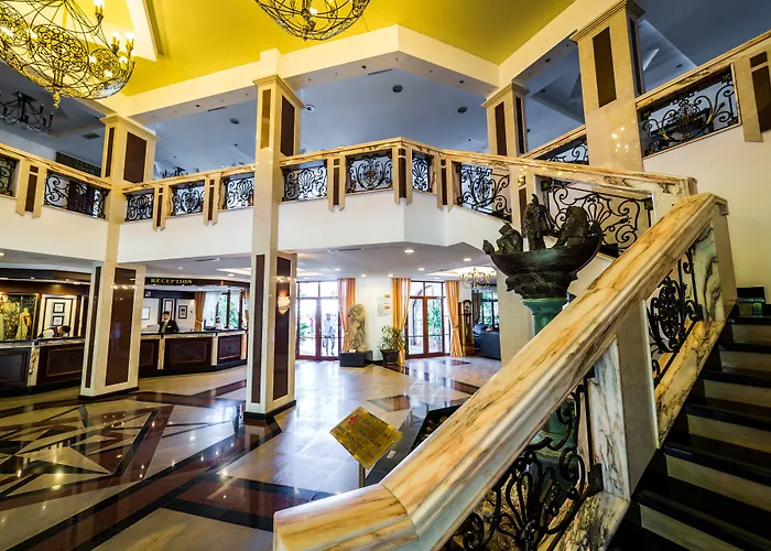 Helena Sands Курортний комплекс 5*