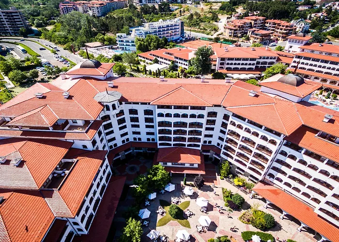 Курортний комплекс Helena Sands 5*