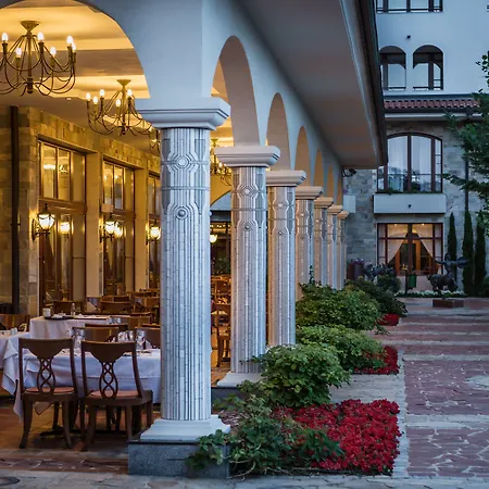 Helena Sands 度假村 阳光海滩