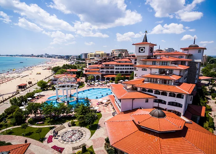 Helena Sands サニービーチ