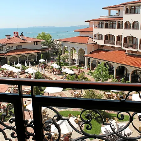 Helena Sands Ośrodek wypoczynkowy 5*