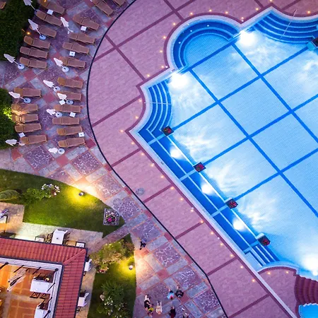 Helena Sands Ośrodek wypoczynkowy 5*