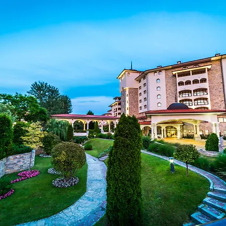 Helena Sands Słoneczny Brzeg