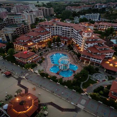 Helena Sands Курортний комплекс 5*