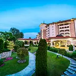 Helena Sands Słoneczny Brzeg