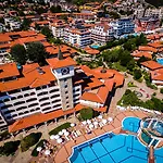 Helena Sands Ośrodek wypoczynkowy 5*